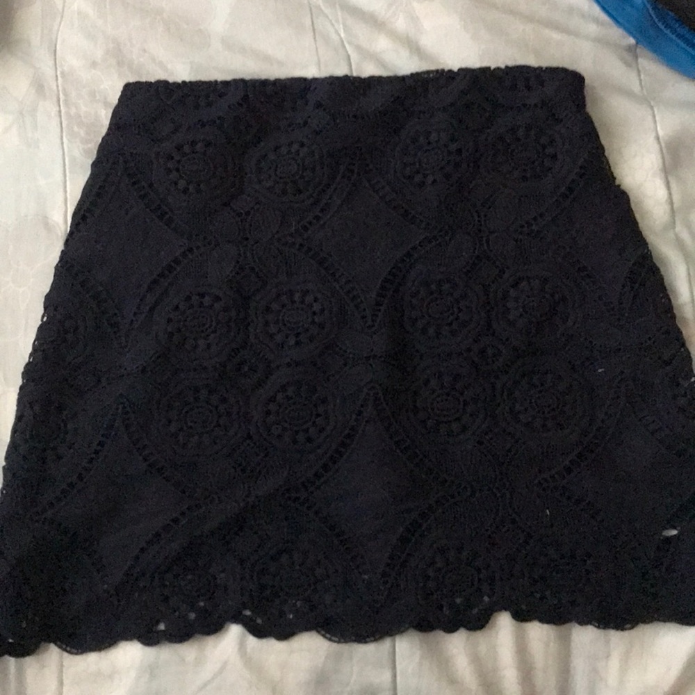 Navy Woven floral short skirt